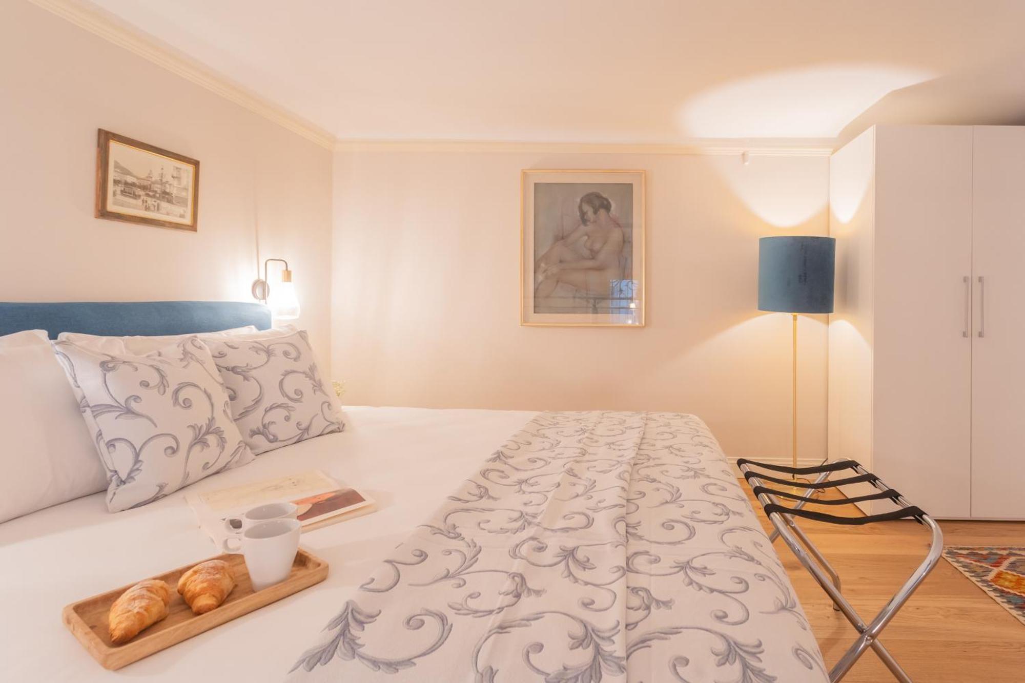 Cinque Giornate 70 Suites By Rent All Como Eksteriør bilde