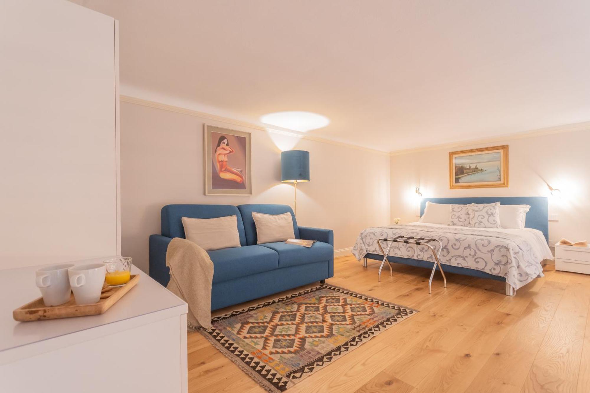Cinque Giornate 70 Suites By Rent All Como Eksteriør bilde