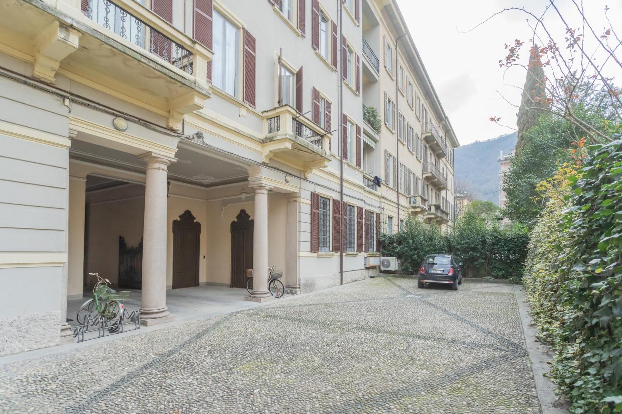 Cinque Giornate 70 Suites By Rent All Como Eksteriør bilde